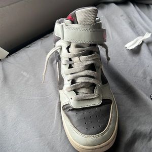 Ash light sliver Nike shoes